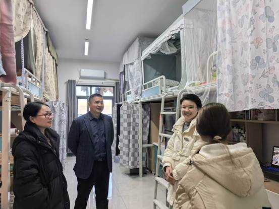 ˵: F:\0ѧԺ֯ԱԵļ鵵\BaiduSyncdisk\DQ13ͳս\DQ13-6\2025\Ƭ\11רҵ\E0D708AB709D48A8EA7B251EA6267FCD.jpg